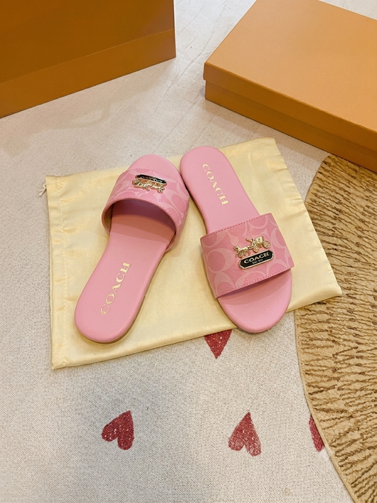 Ellure Luxe Slides