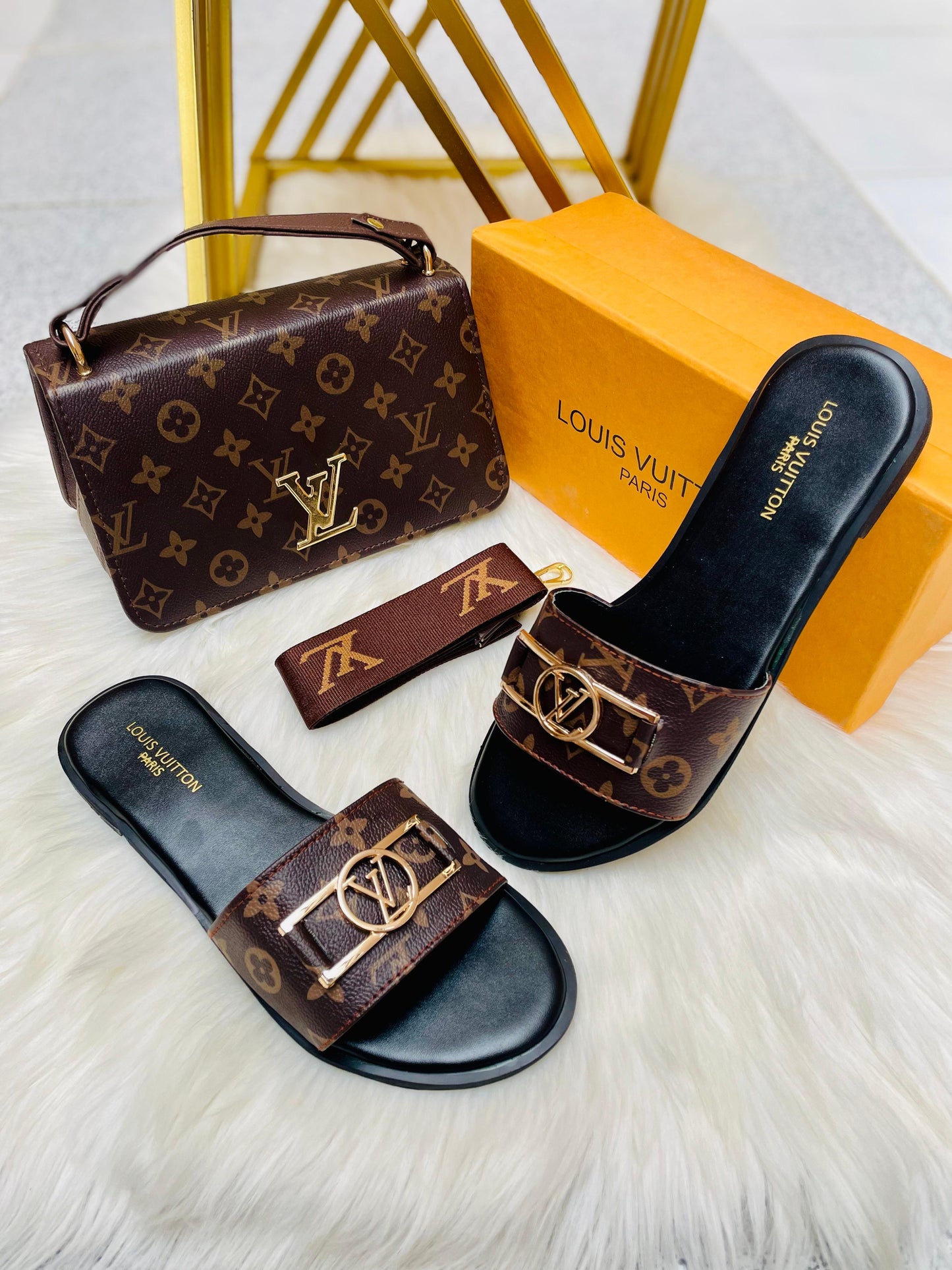 Handle Bag & Slipper Combo