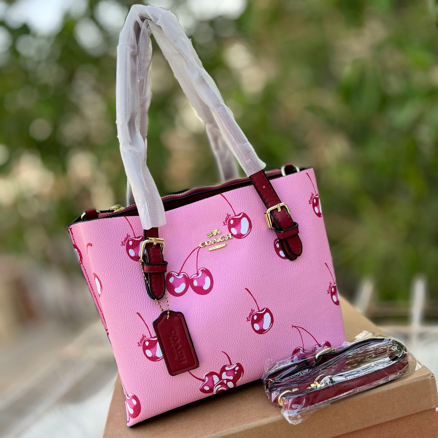 The Mollie Tote