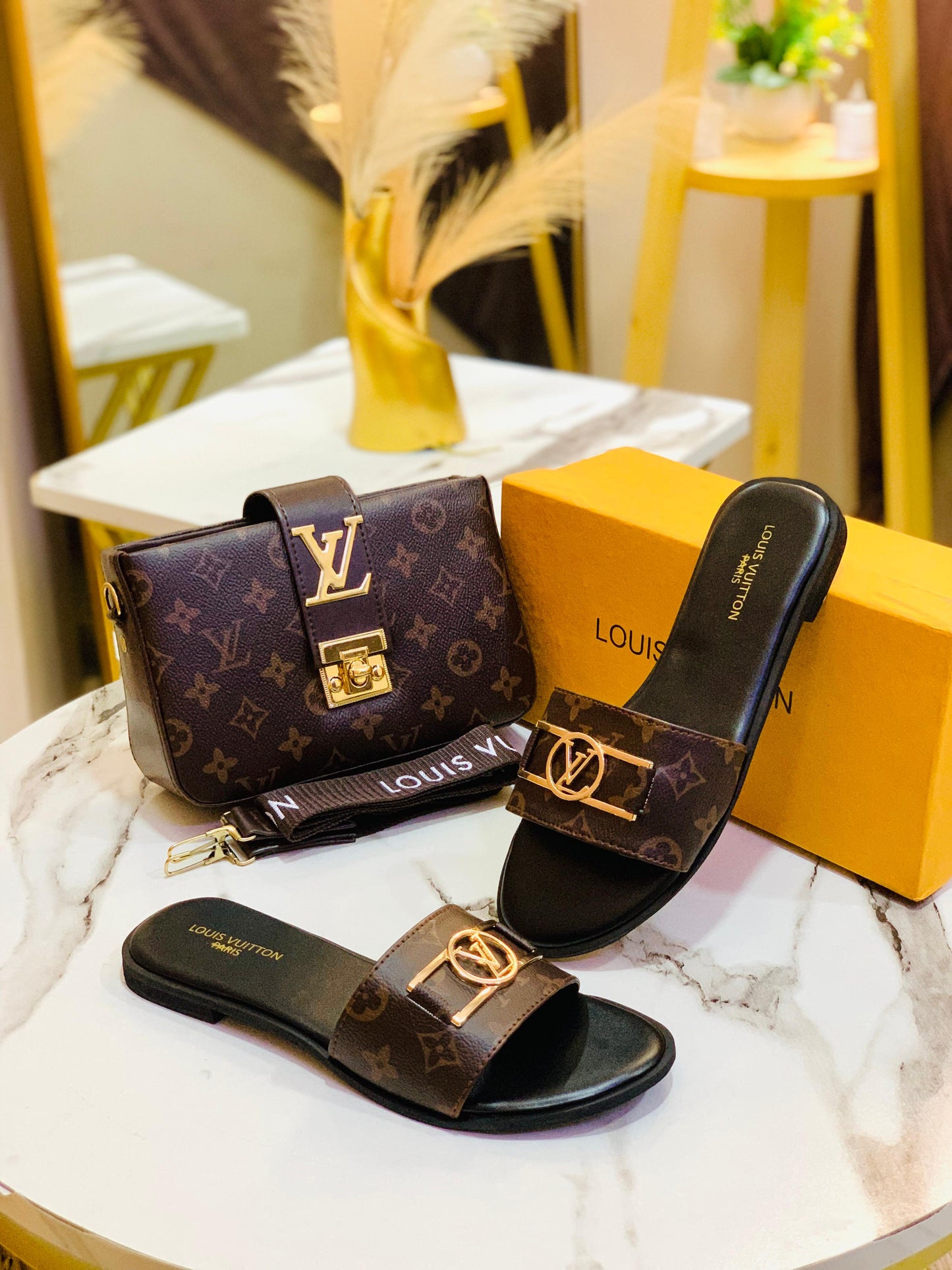 Çross Body Bag & Slipper