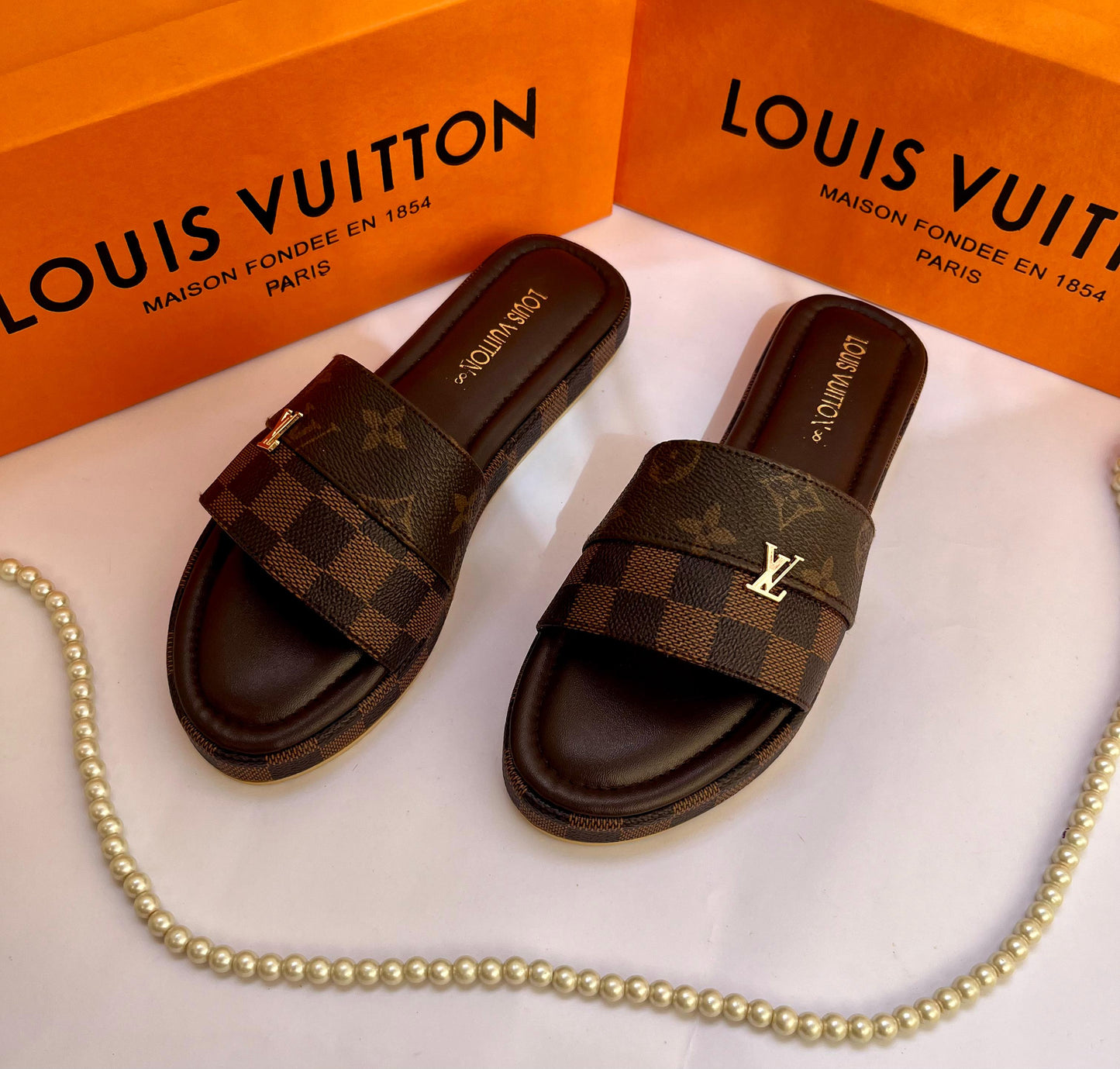 LVP Luxe Slides EL053