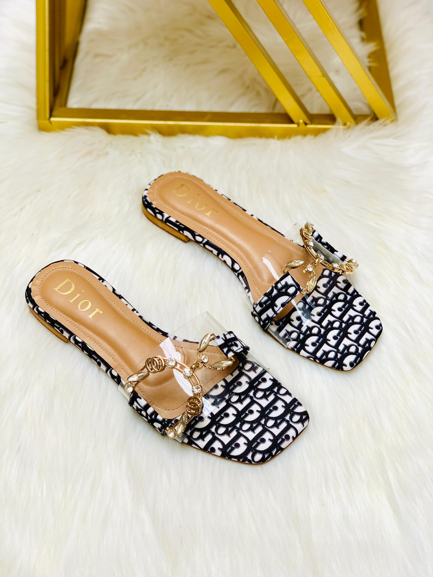 Orì Flats EL049