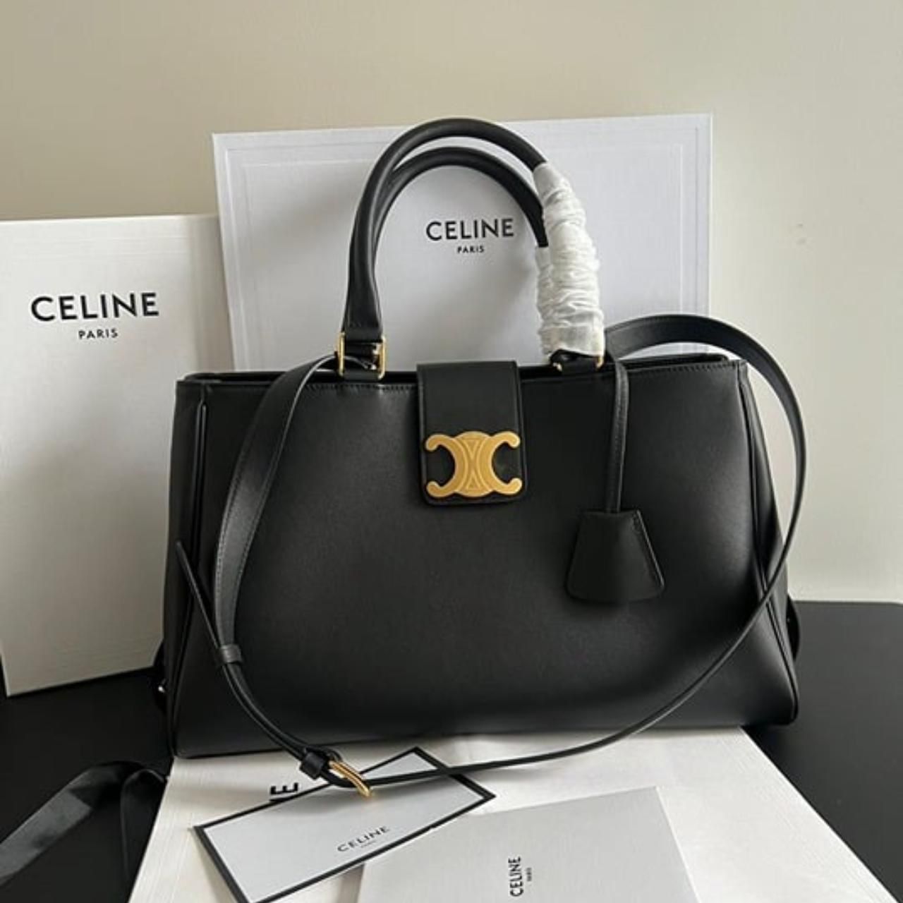 CELÌÑĒ Handbag