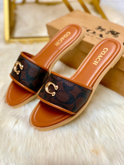 Cóàch Flat Slipper
