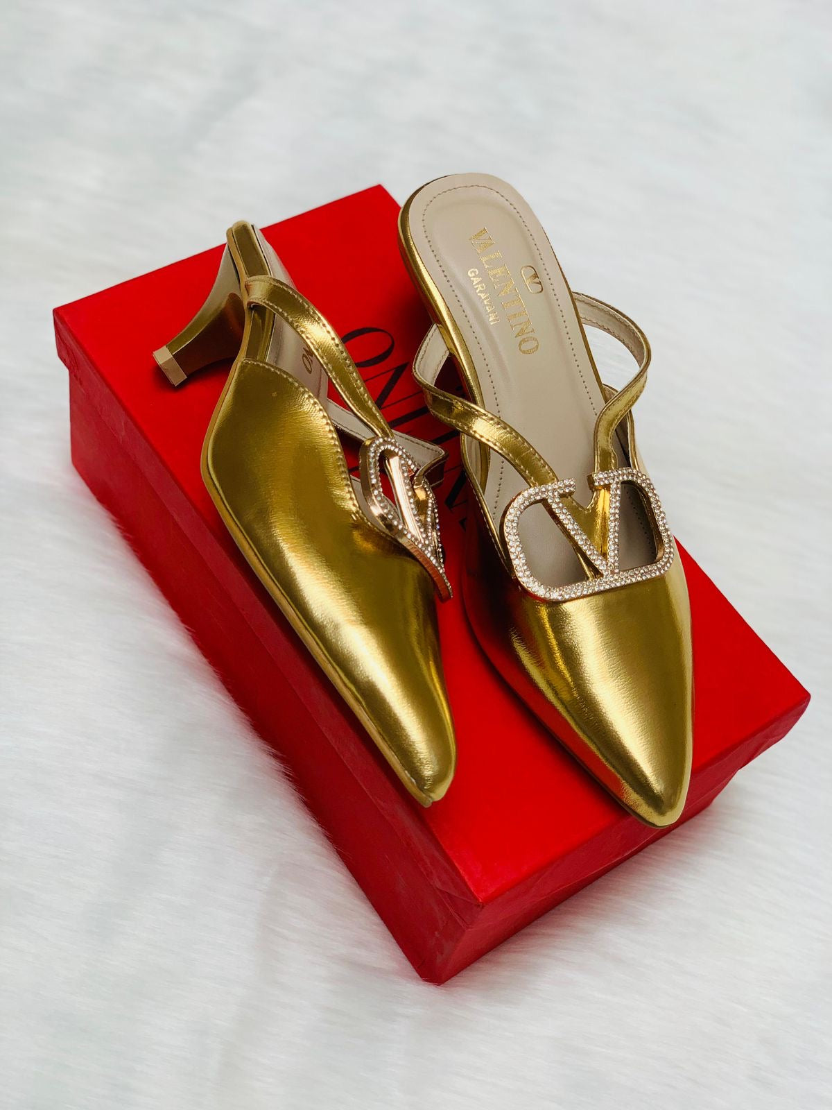 Ellure Gilded V-Luxe Heel