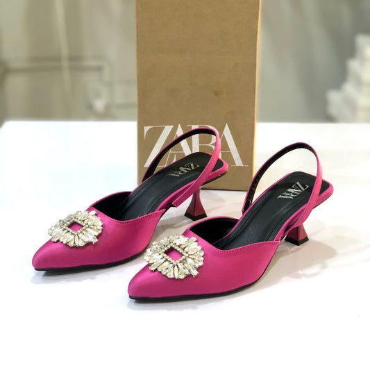 Żærä Ķitten Ħeel