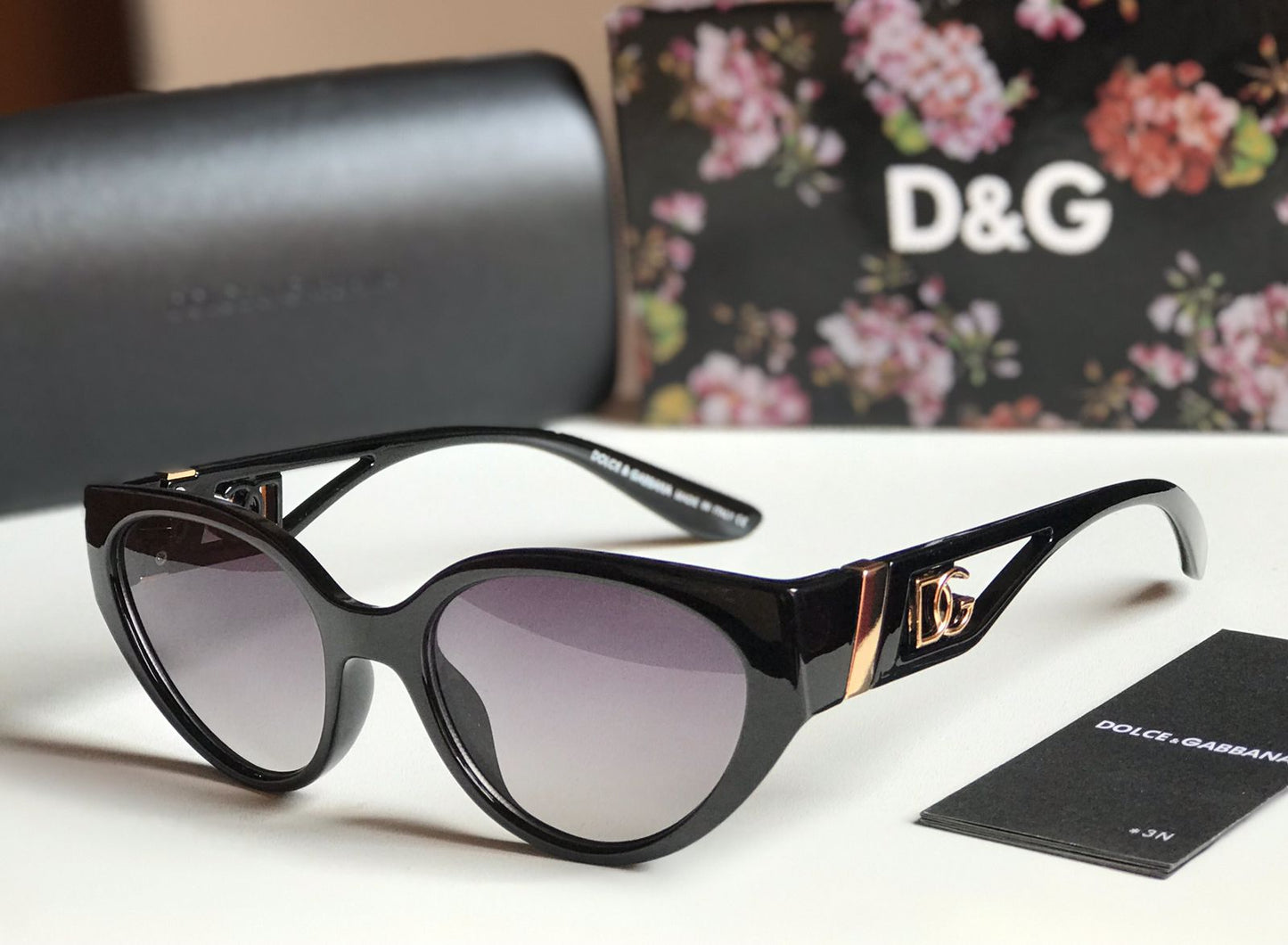 D&G  Sunglass