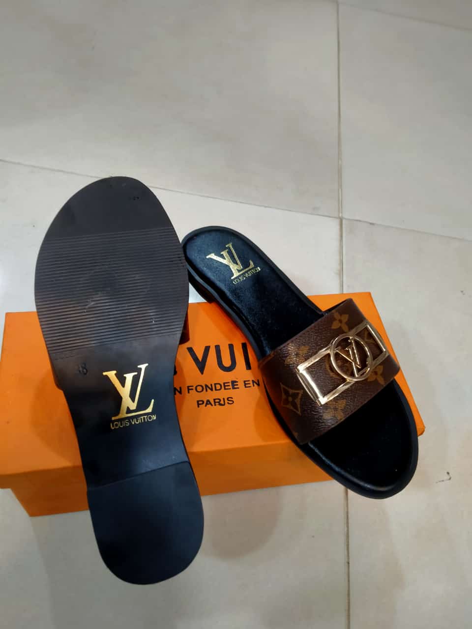 LV Slipper