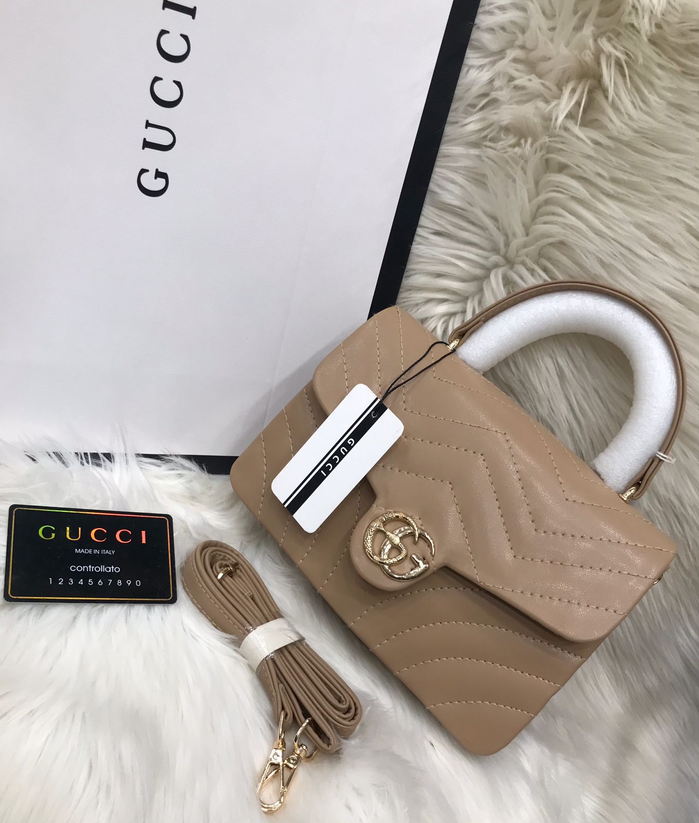 Gucci Timeless Classic