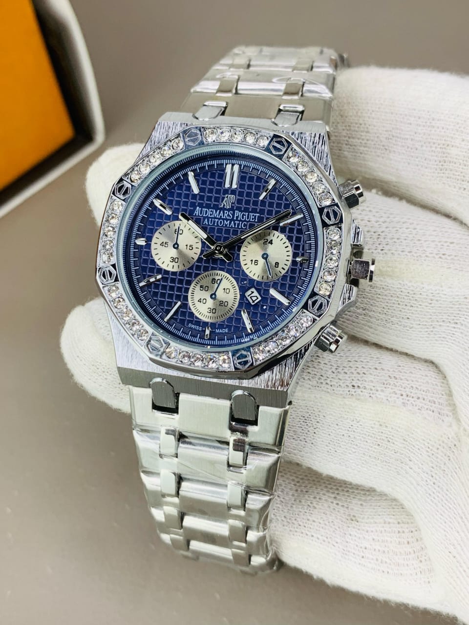 AP DIAMONDS BAZEL