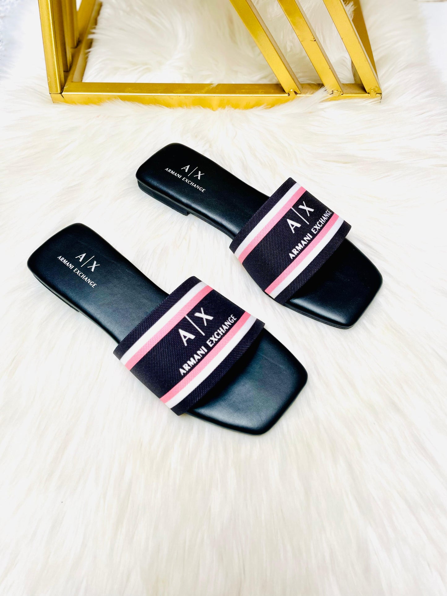 A|X Lux Flats EL049