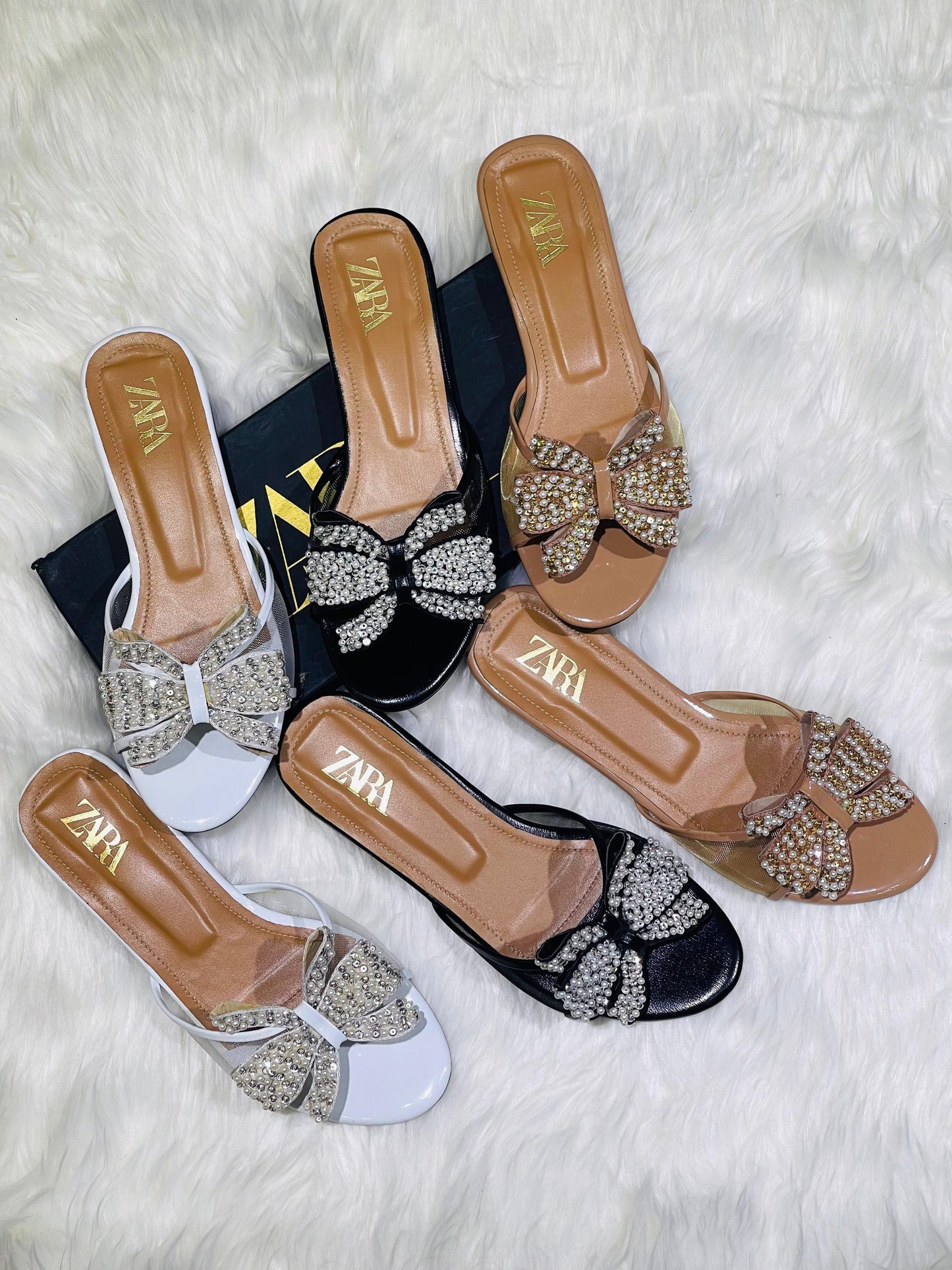 Zárá Embroidered Bow Flats EL019