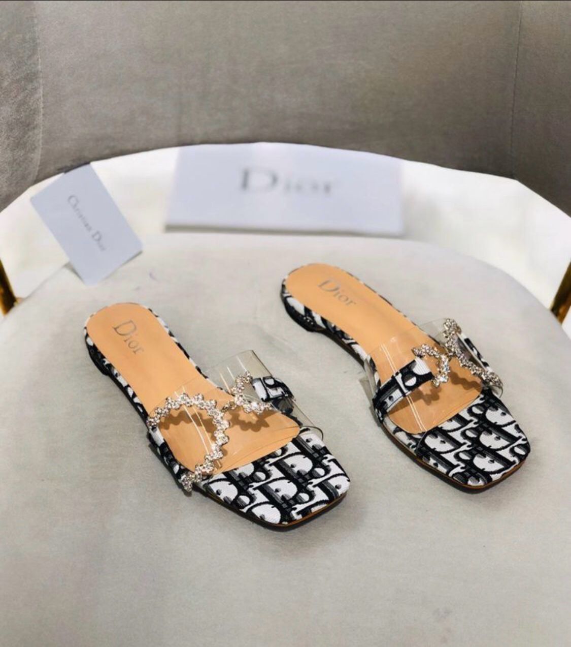 Orì Flats EL049