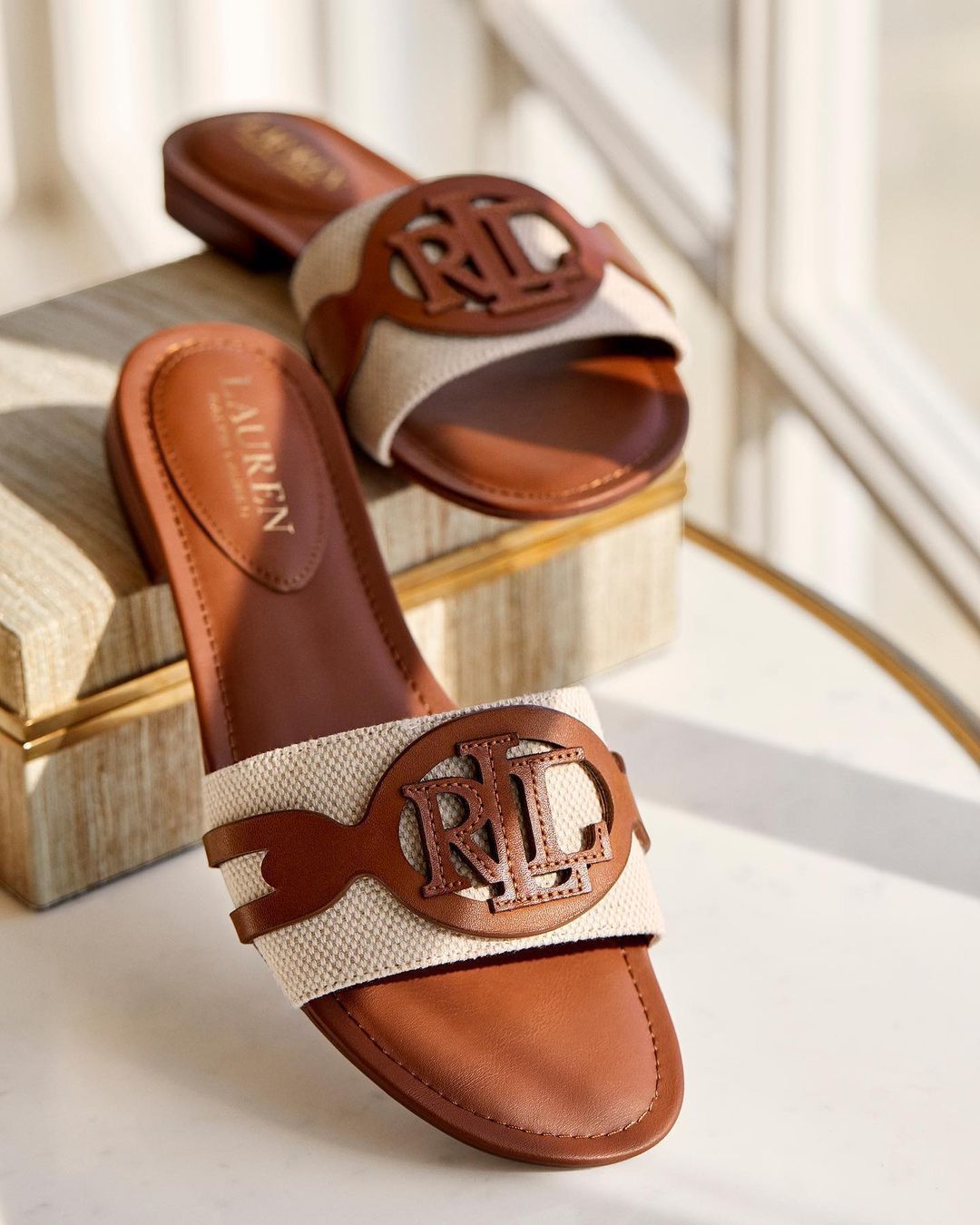 RL Flats EL008