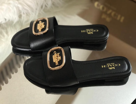 Evy Slipper