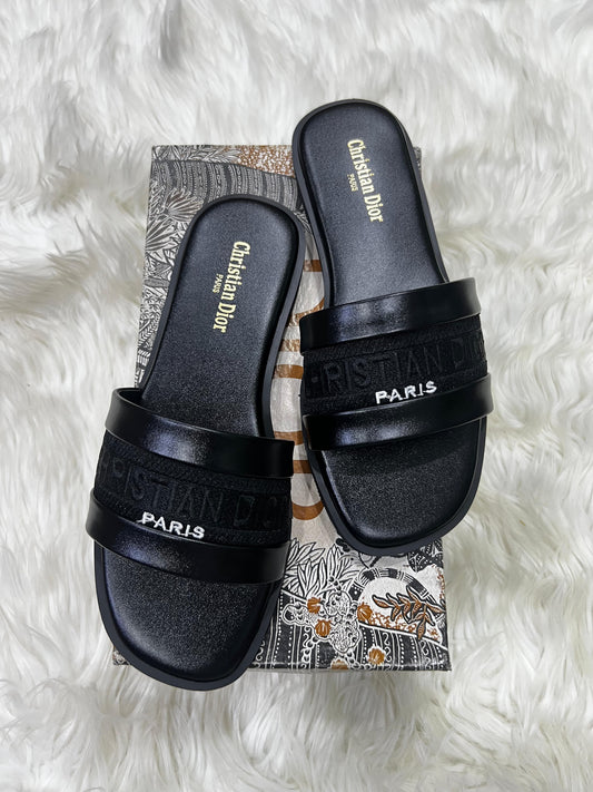 Chrìstian Diór Embroidered Flats EL057