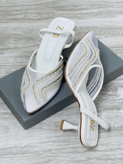 Zára X Embroidered Heels