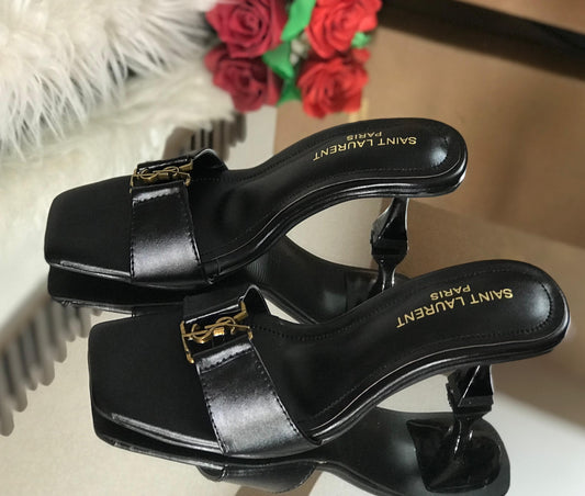 Saint Laurent Heel