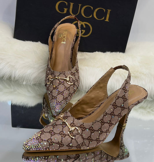 GÇ Stone Heels