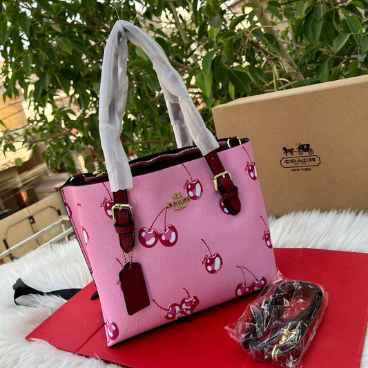 The Mollie Tote