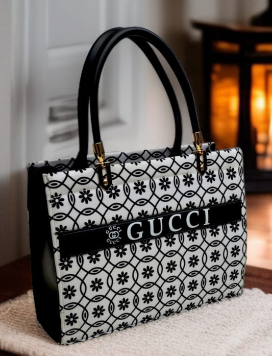 The Gùççì Shoulder Bag