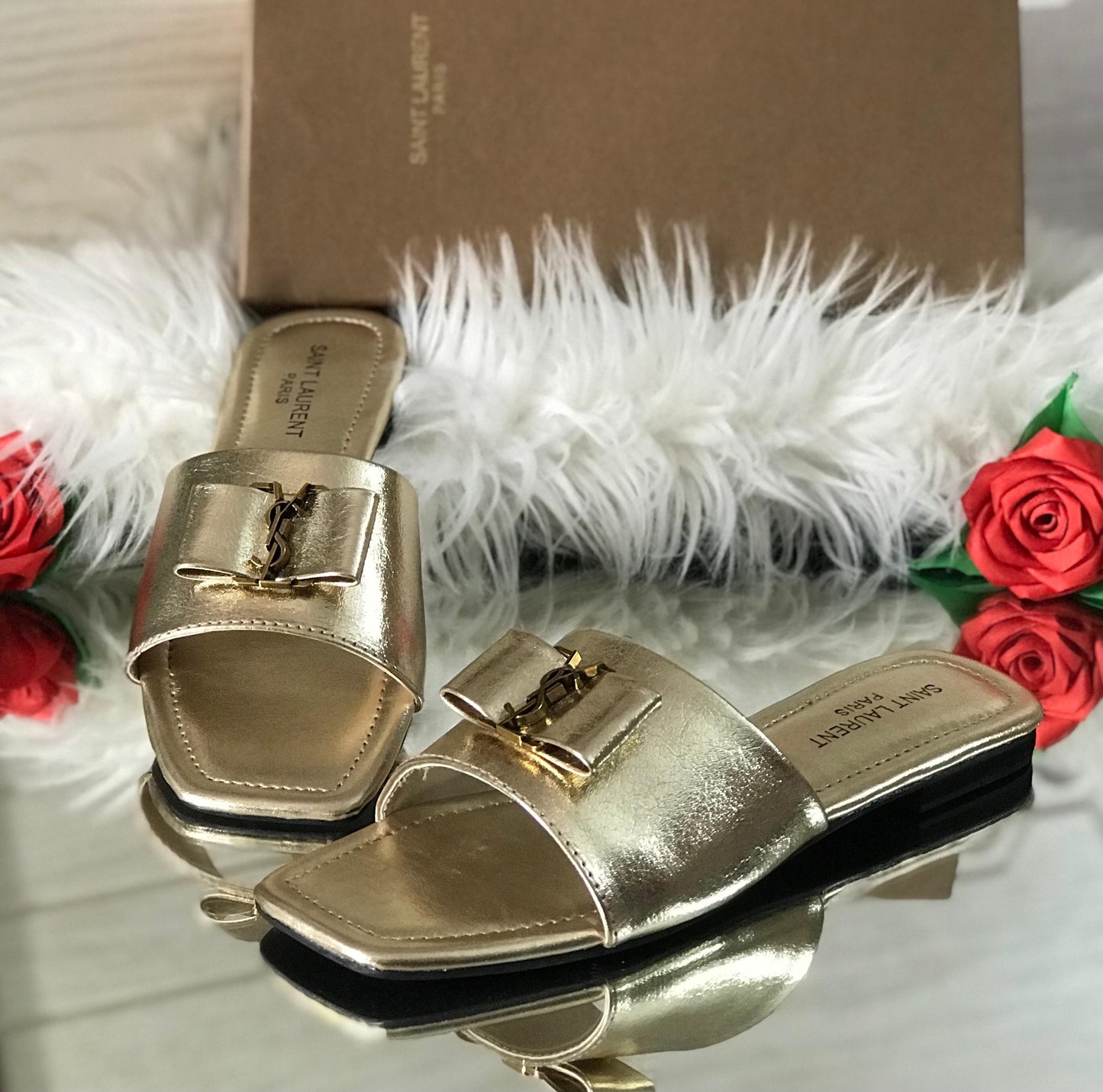 Saint Laurent Flats EL042