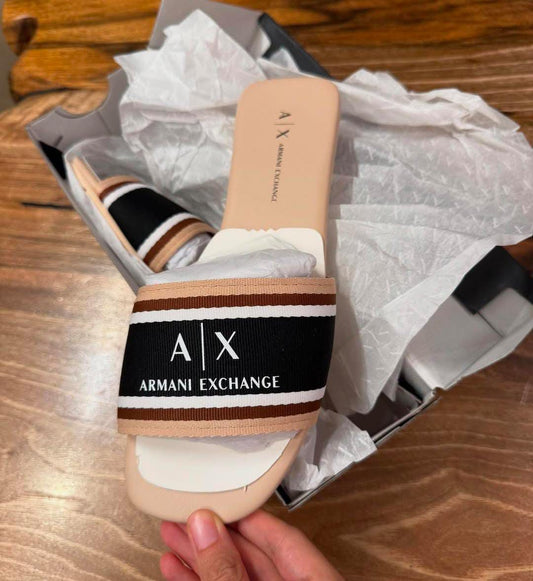 A|X Lux Flats EL049