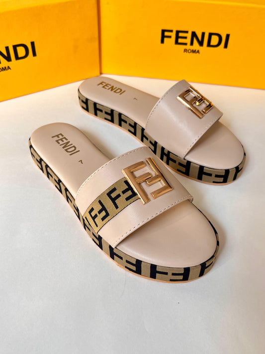 Fèndì Soft Padded Flats EL029