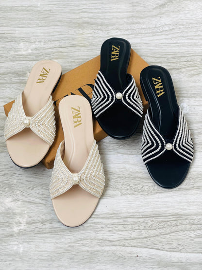Zárá Embroidered Flats EL012