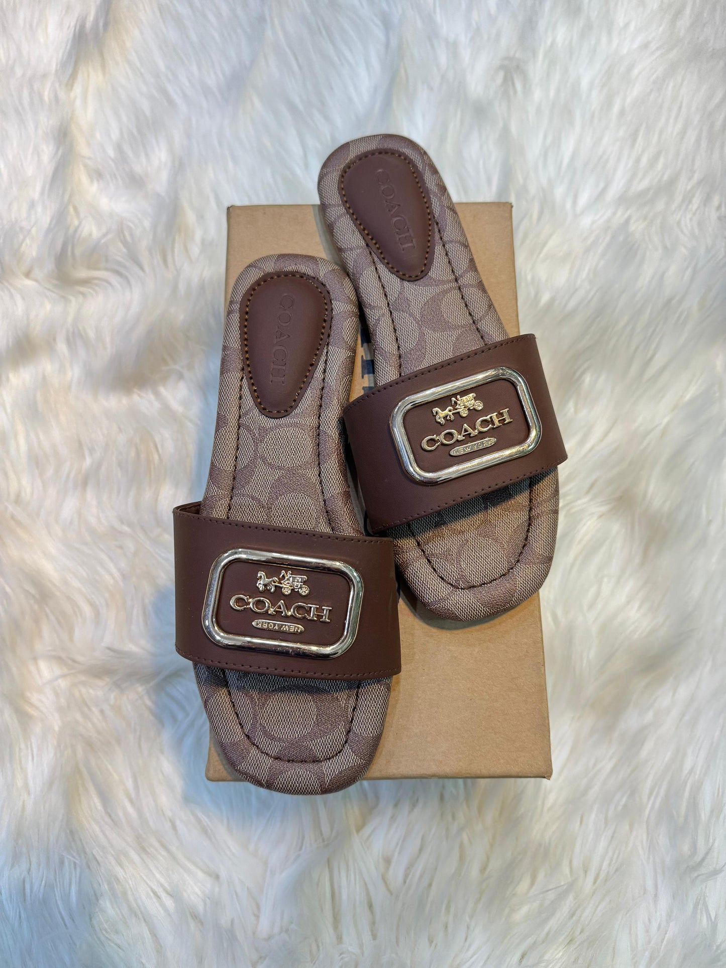 Çóách Flats EL058