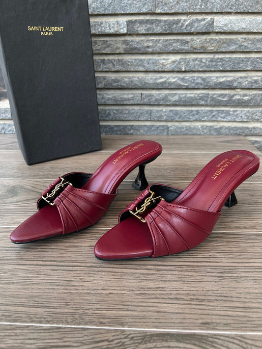 The Babylone Mules
